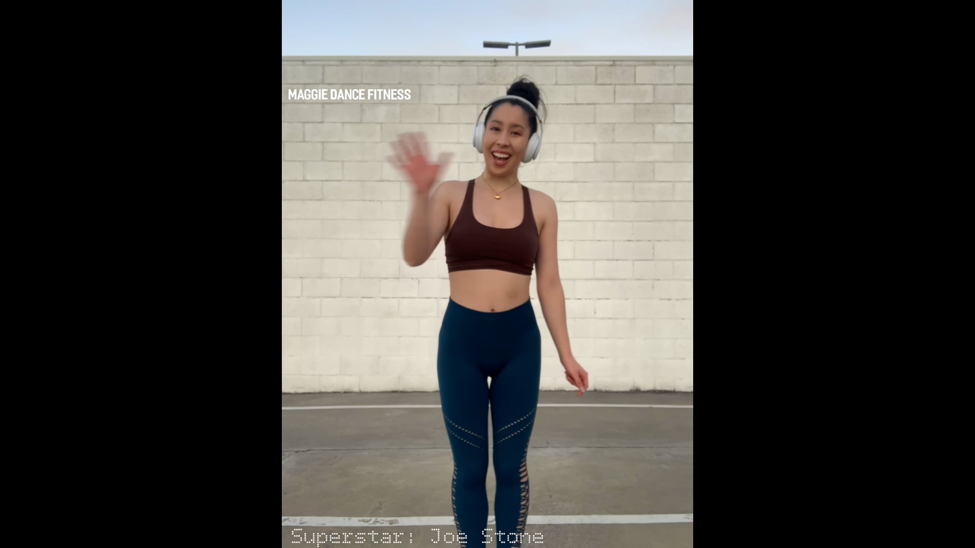 Superstar: Dance Pop Cardio - (Medium Intensity)