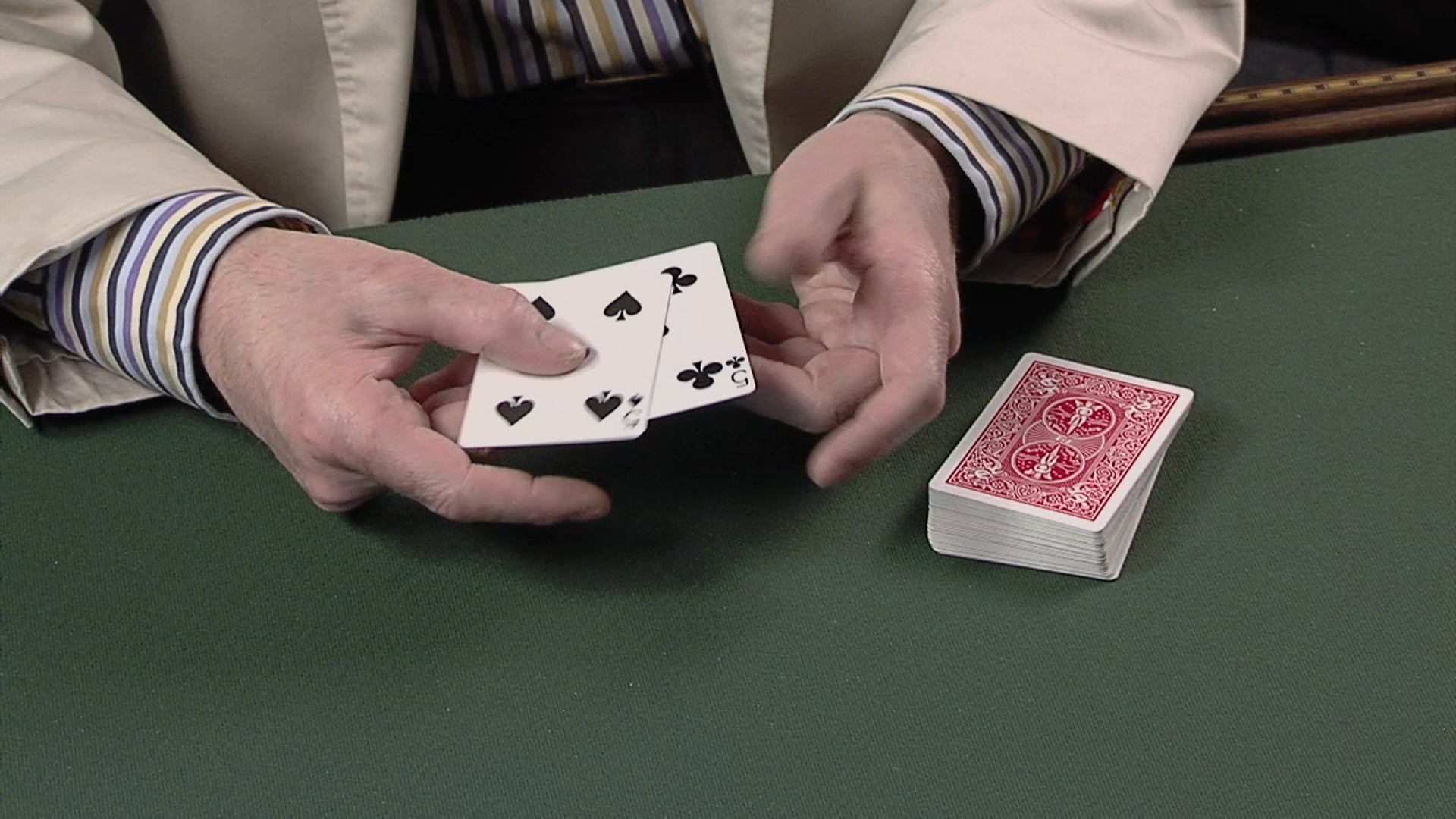  Sneaky Monkey In The Middle 