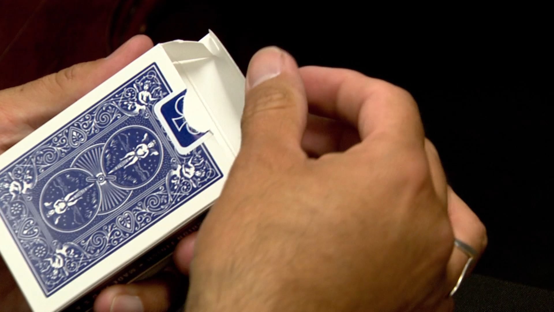 Spectator Cuts to the Aces 