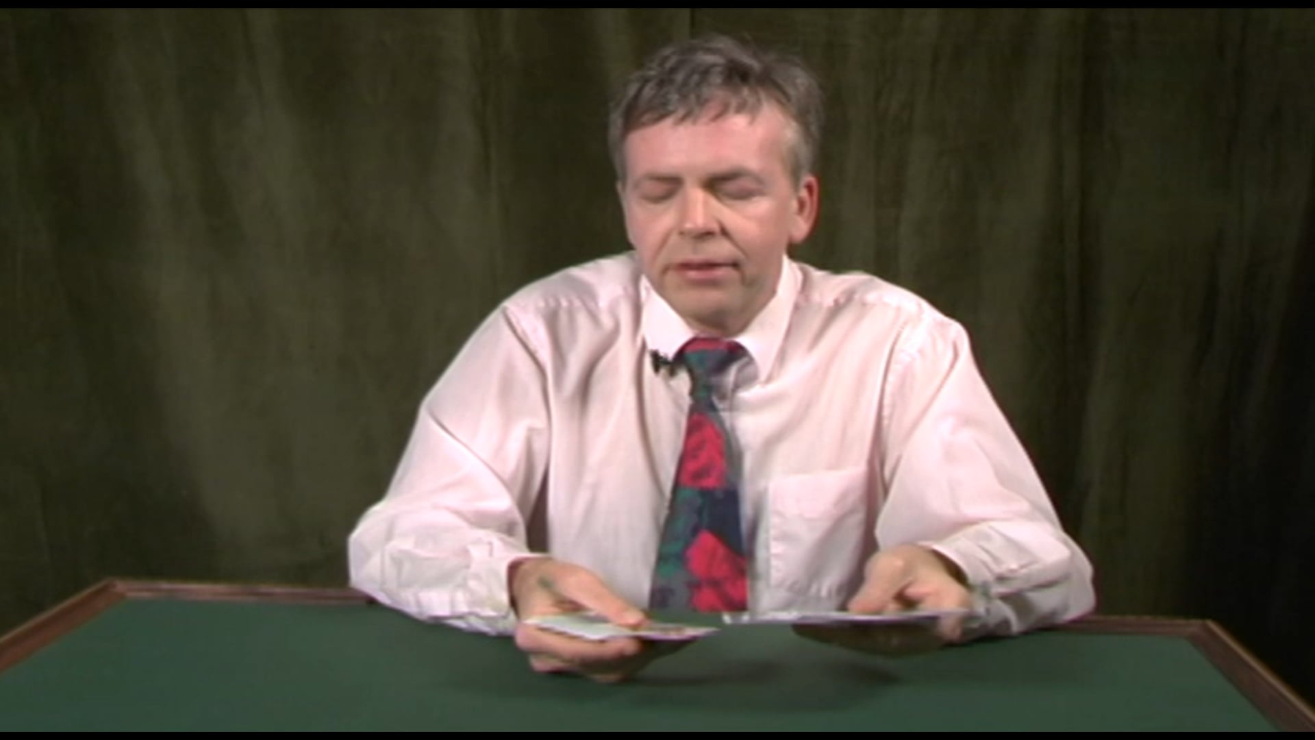 Single Card Straddle Pass 