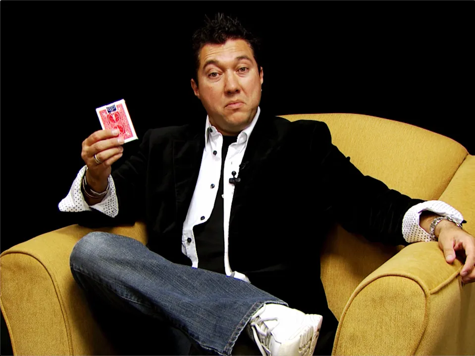 Introduction: Invisible Deck - Master Magic Tricks