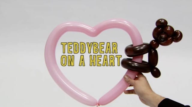 Teddybear on a Heart 