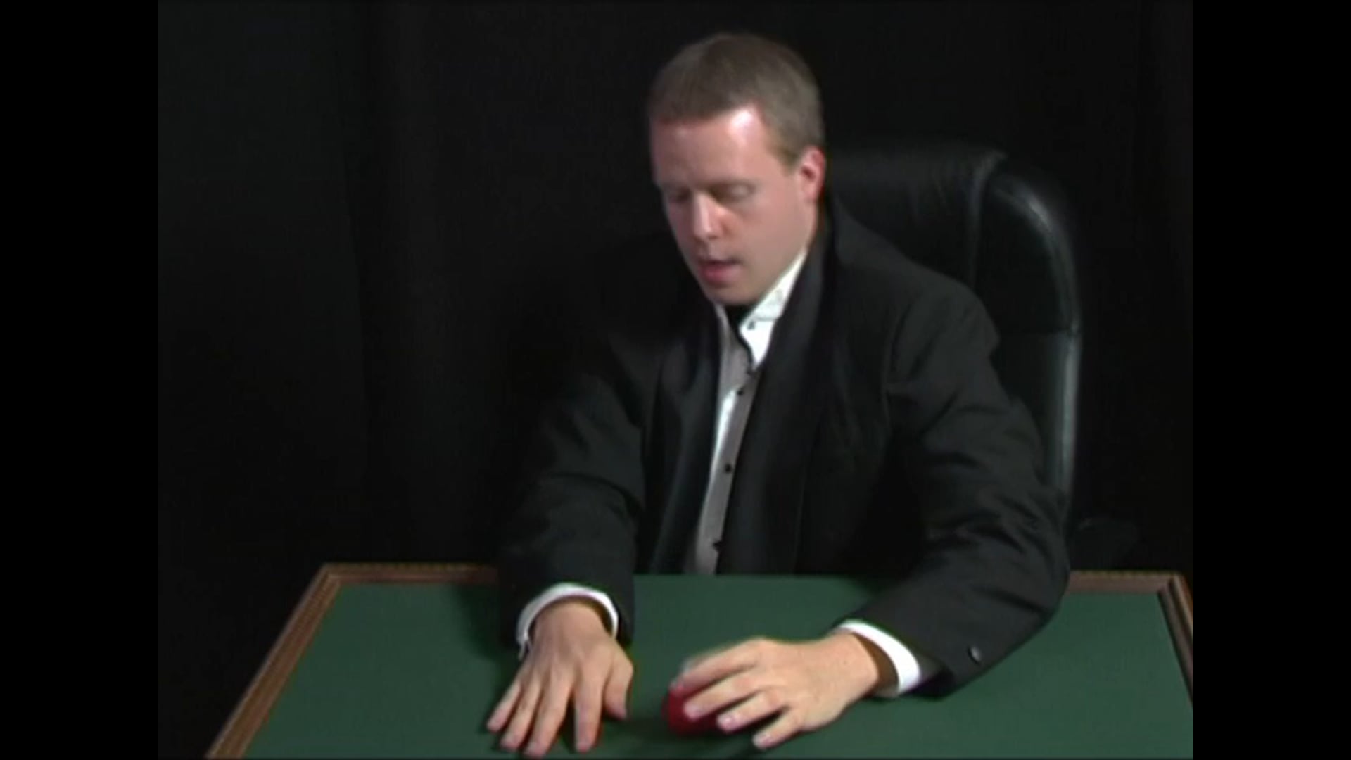 Roy Bensen's Sponge Ball Production 