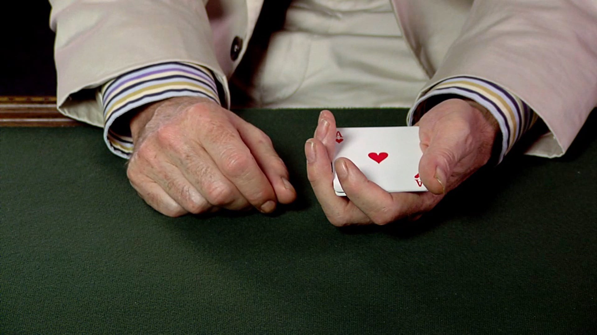 5 as 4 Between Hands 