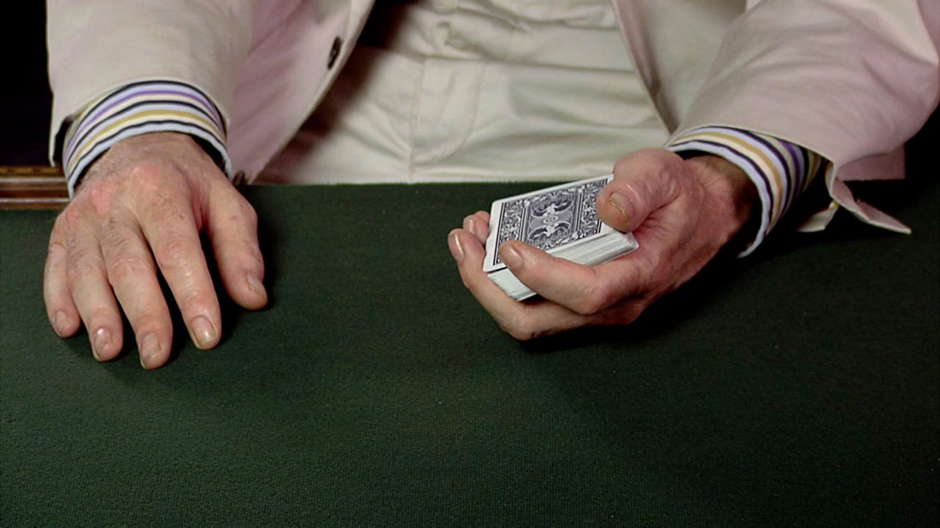 Palming Magician Style 