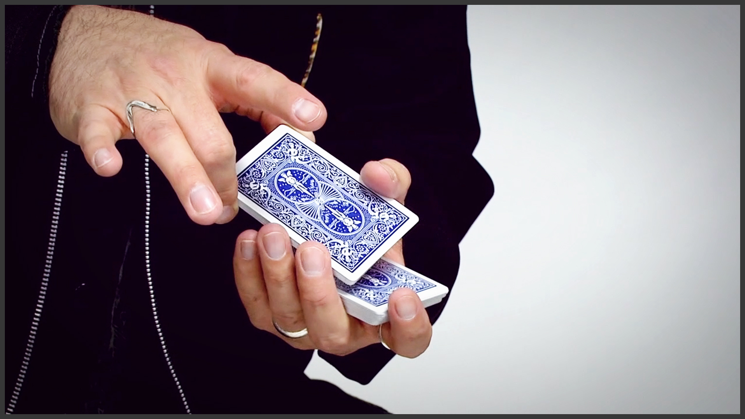 Card Weapons Master Magic Tricks by Magic Makers