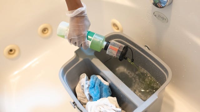 Bathroom Floor Bucket