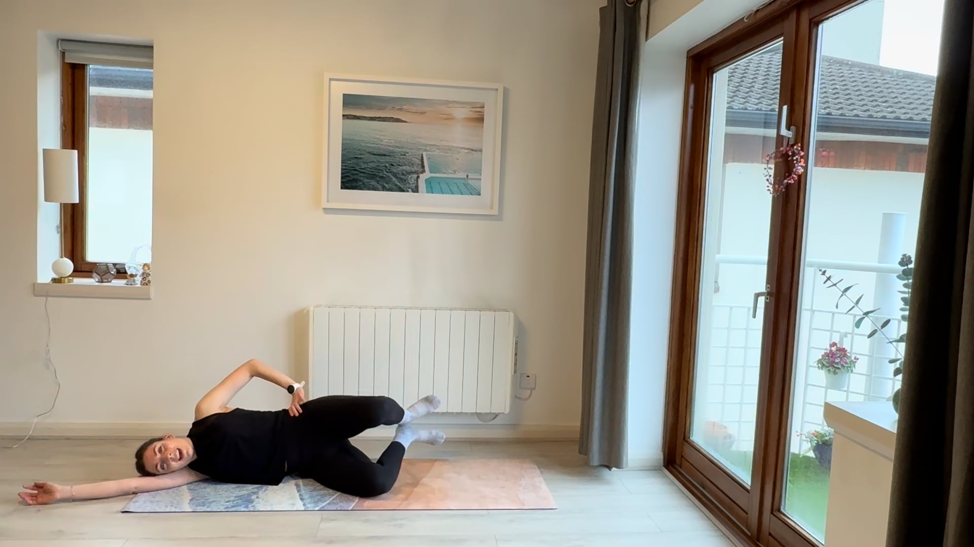 Postnatal Pilates #16 | Glutes & Mobility