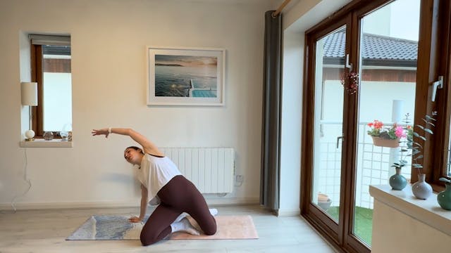 Pregnancy Pilates #55 | 24 minute ful...