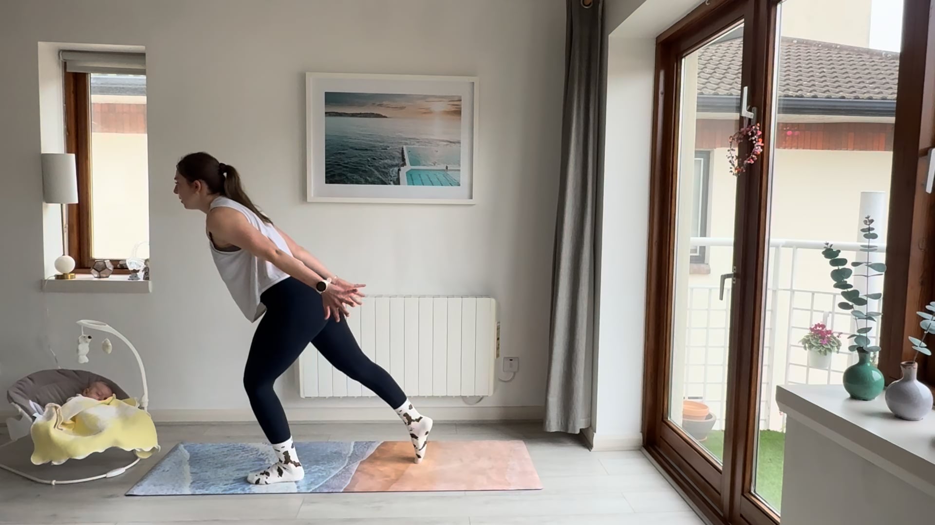 Postnatal Pilates #12 | Control, balance and strength flow