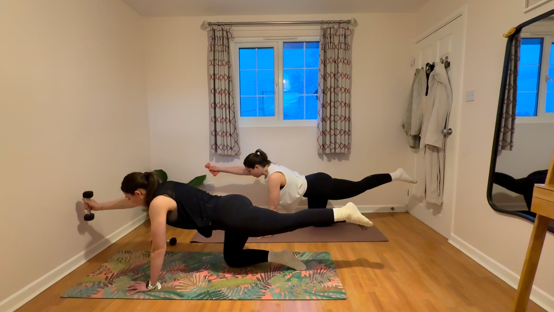 Small Equipment Pilates #7 | Core and glute strength using weights