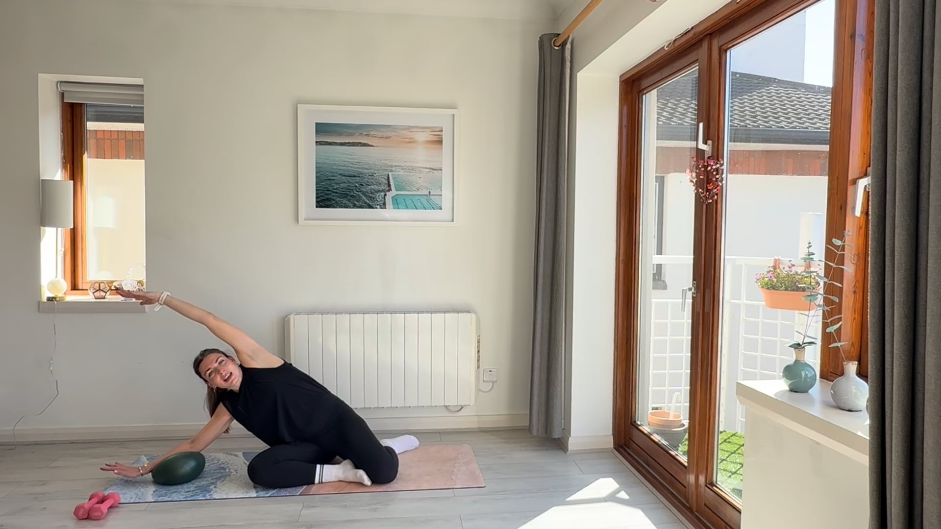 Small Equipment Pilates #2 | Strength & Coordination using the ball and weights