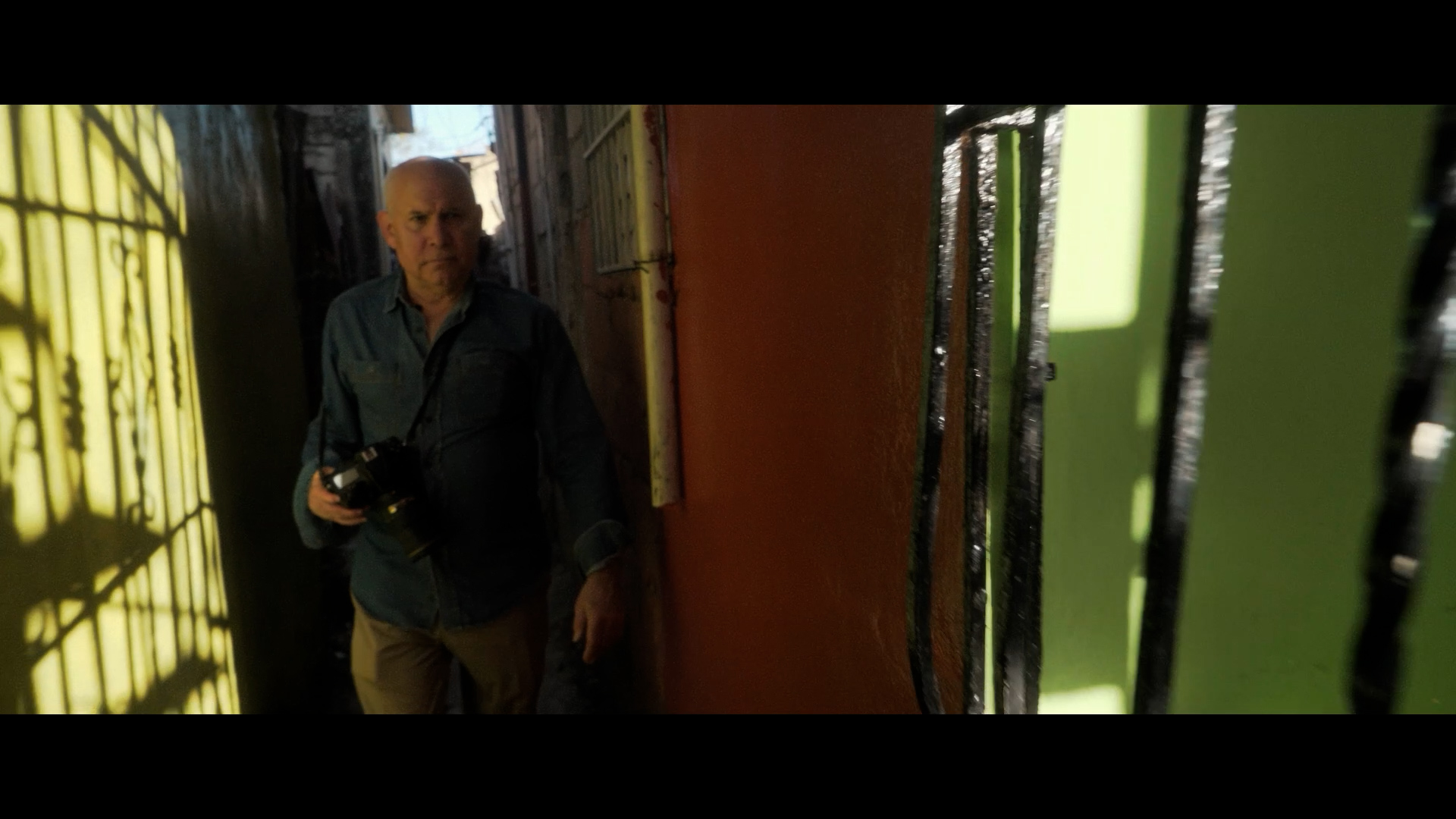 MCCURRY. THE PURSUIT OF COLOR