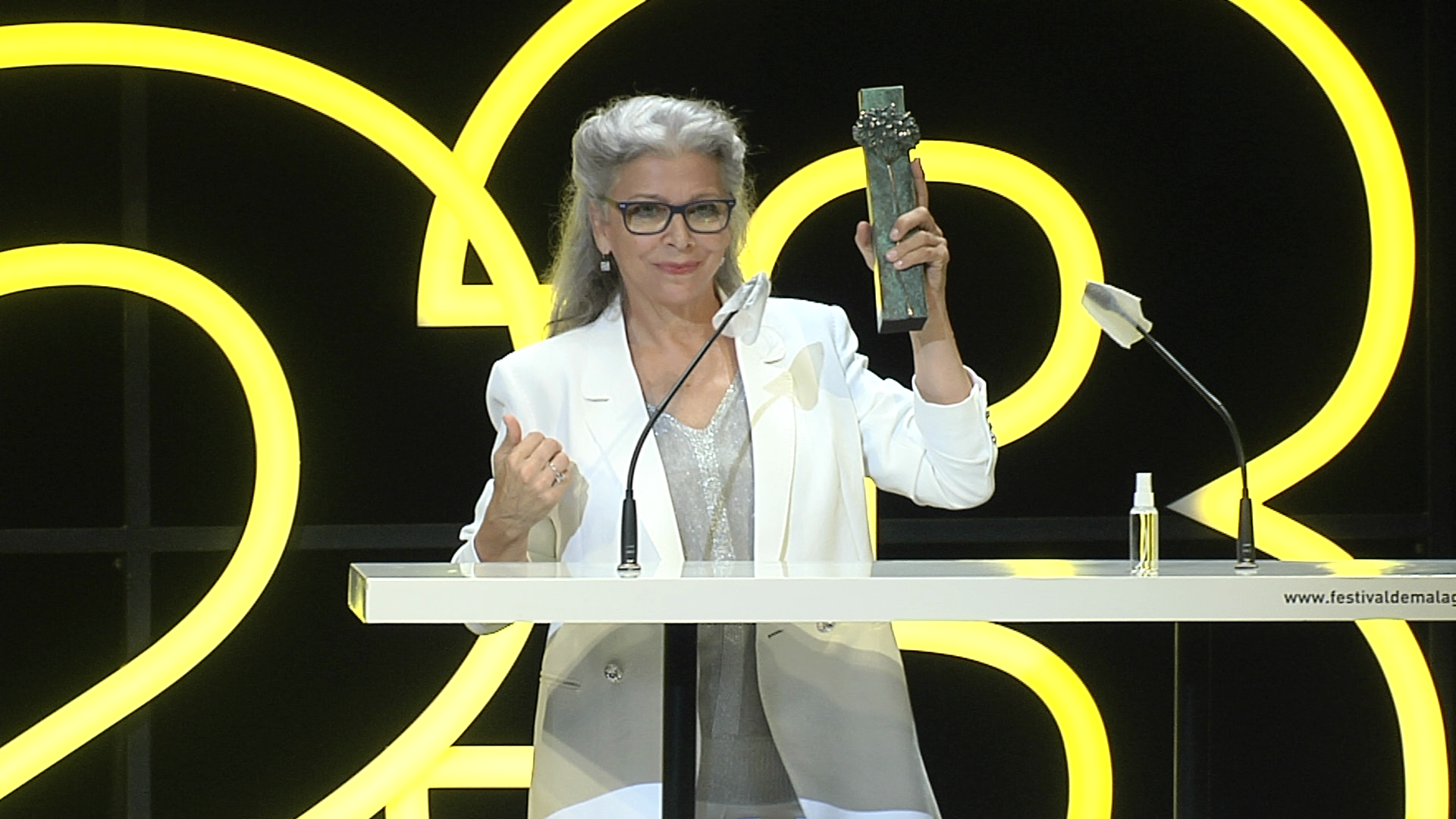 23 Edición - Ceremonia de entrega del Premio Ciudad del Paraiso a Kiti Mánver