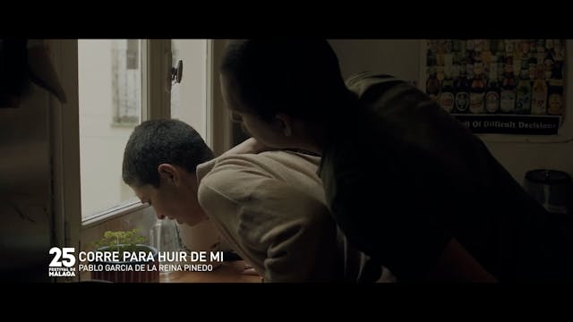 CORRE PARA HUIR DE MI
