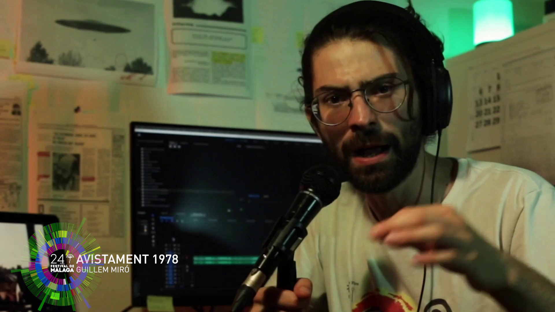 Cortometrajes Sección Oficial - SEC. 04. EXT/INT. CIUDAD TURÍSTICA - DÍA/NOCHE