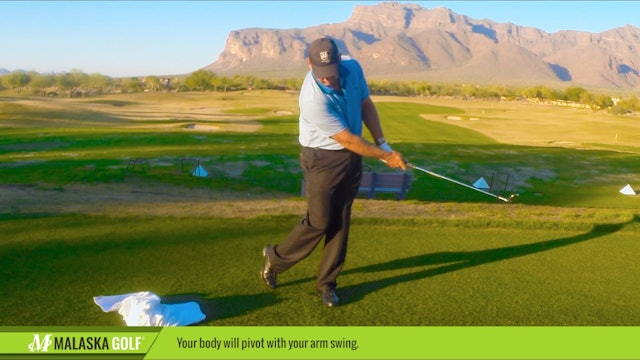 SET-UP FOR NATURAL PITCH SHOTS-GETTING YOUR ARMS AND BODY TO SWING TOGETHER