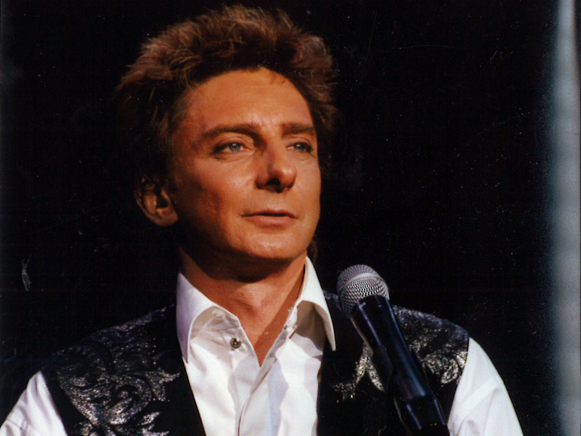 Manilow In Concert - May 9, 1996 - Preview