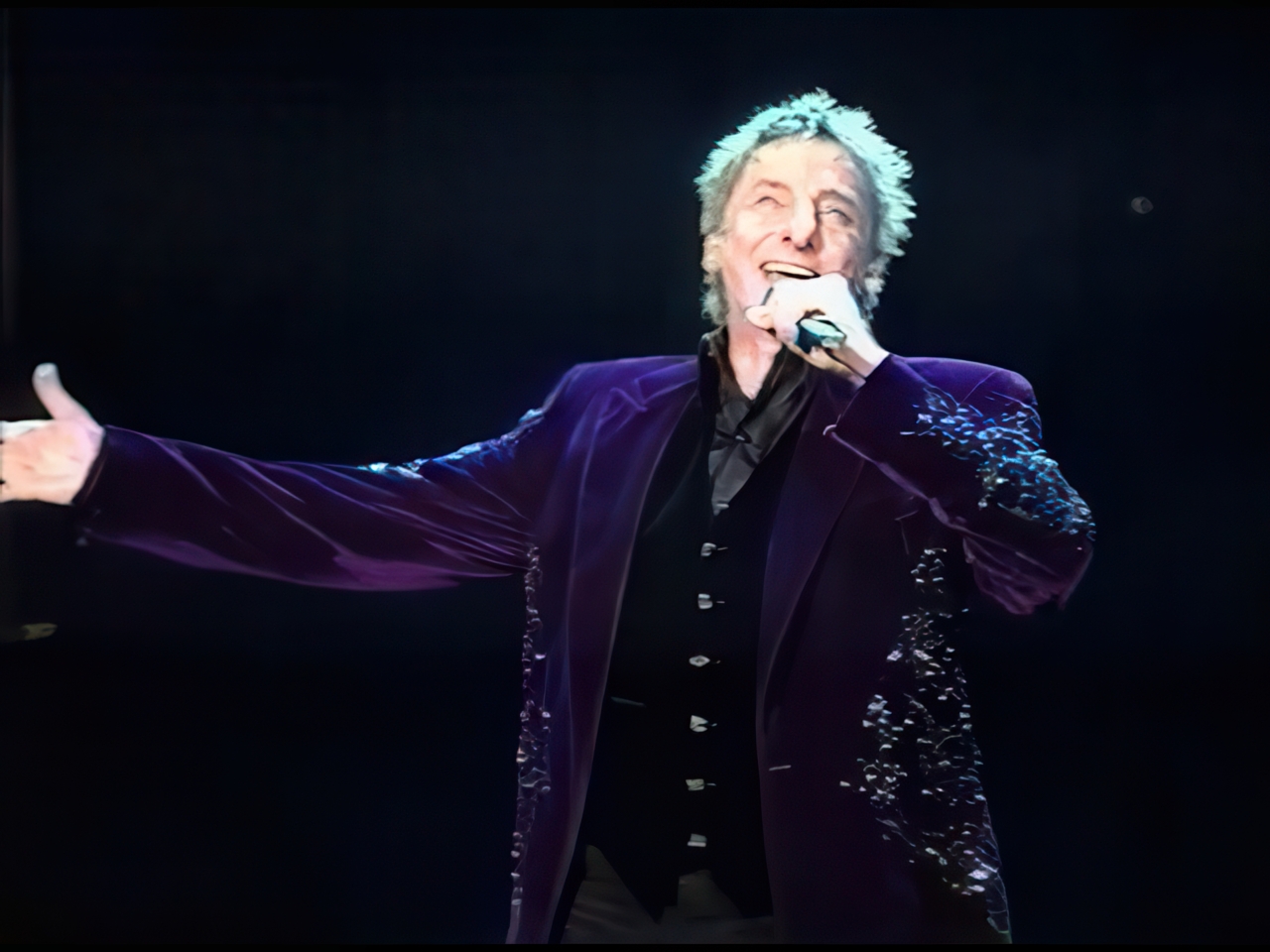 Opening Night Manilow: Music and Passion - February 23rd, 2005