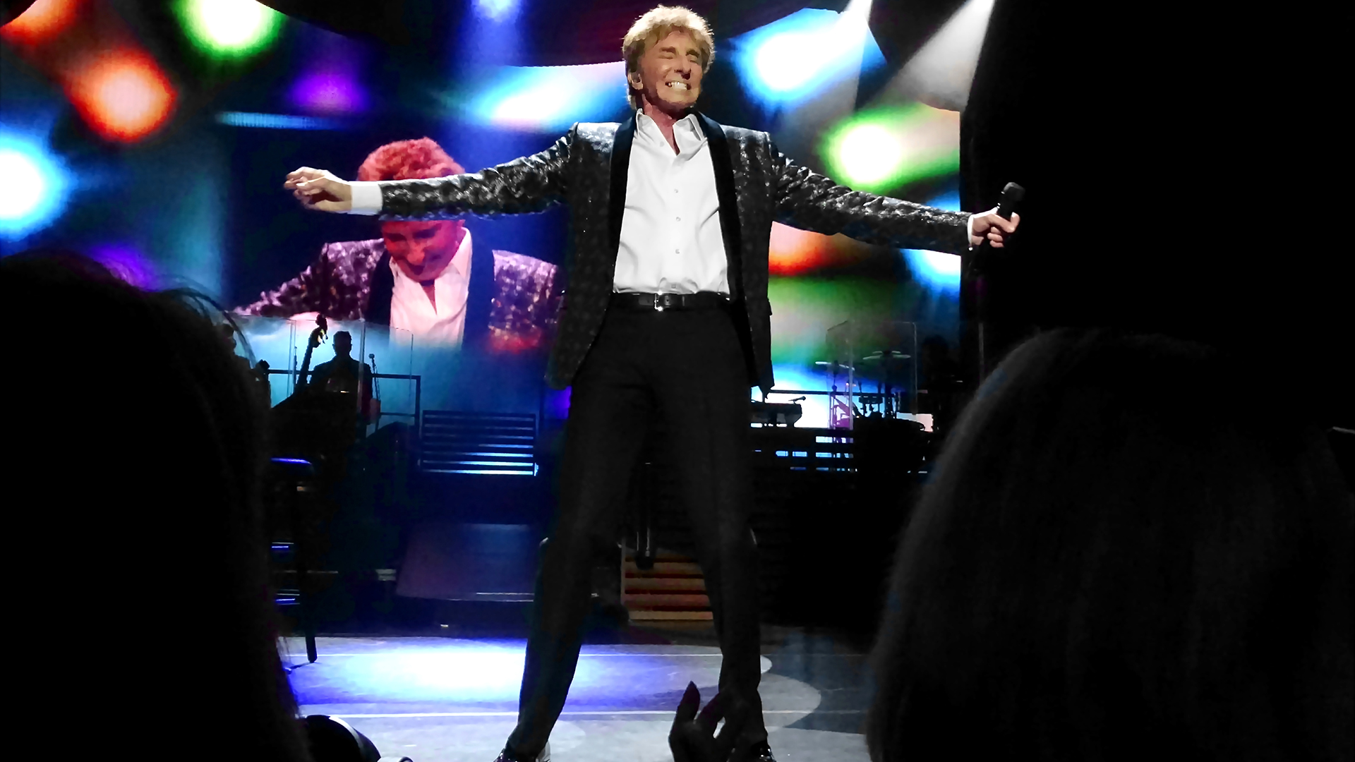 MANILOW: Live in Hollywood, FL! - February 21, 2018 - Preview