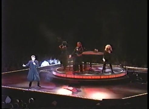 In The Round World Tour- N.E.C. - Pre...