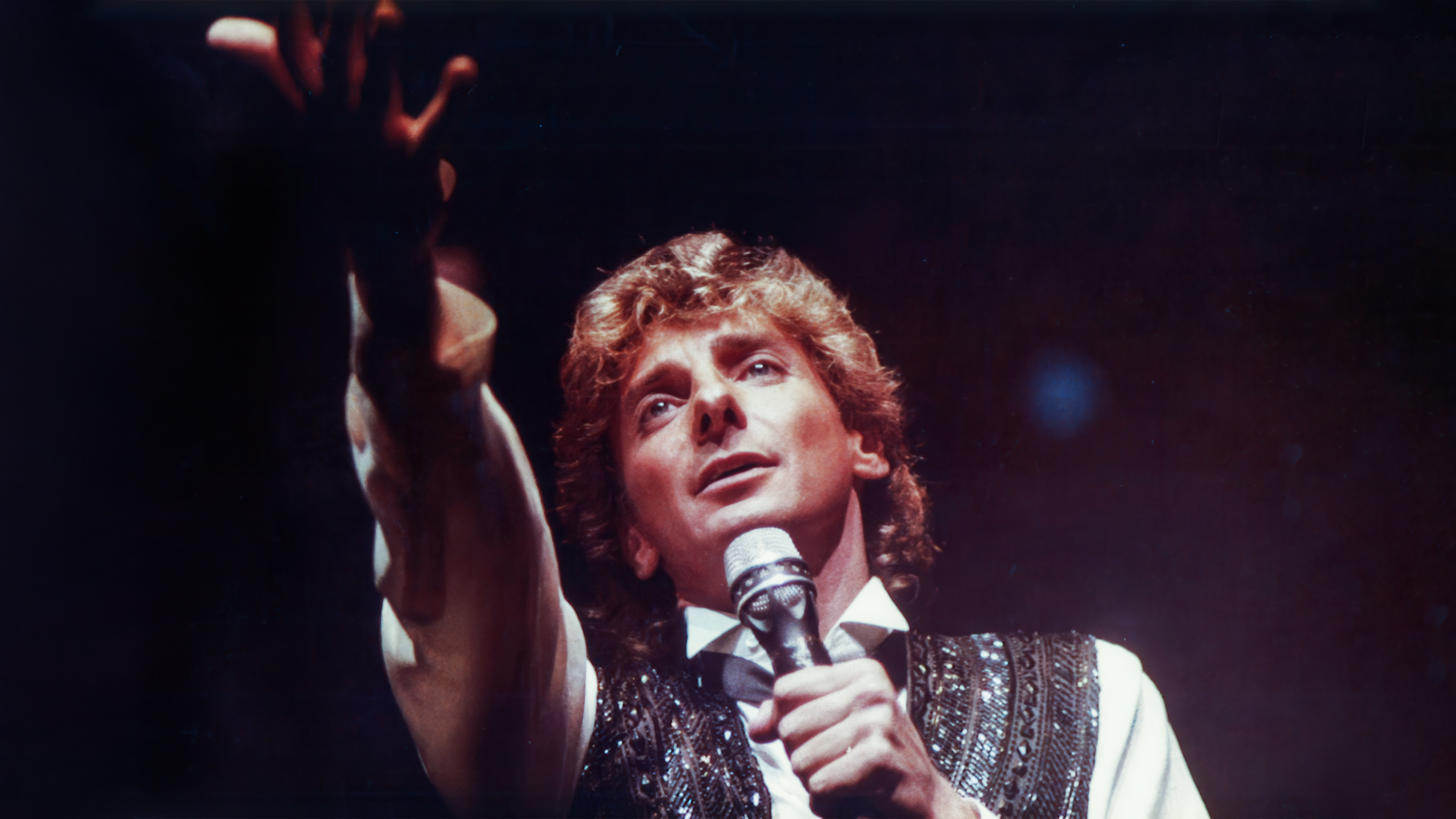 MANILOWTV Video