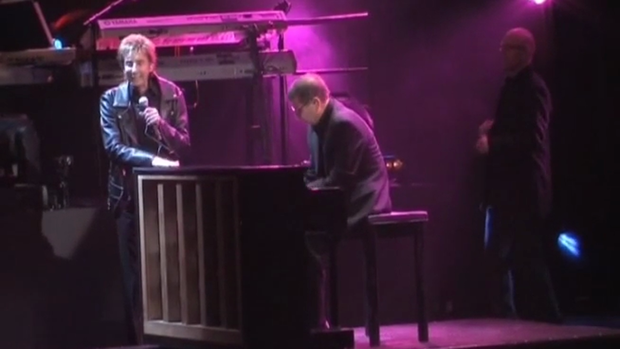 Manilow at Paris Las Vegas - November 28, 2010