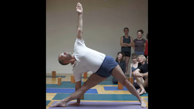 manouso_manos_2026_yoga_classes_v1 (1080p)