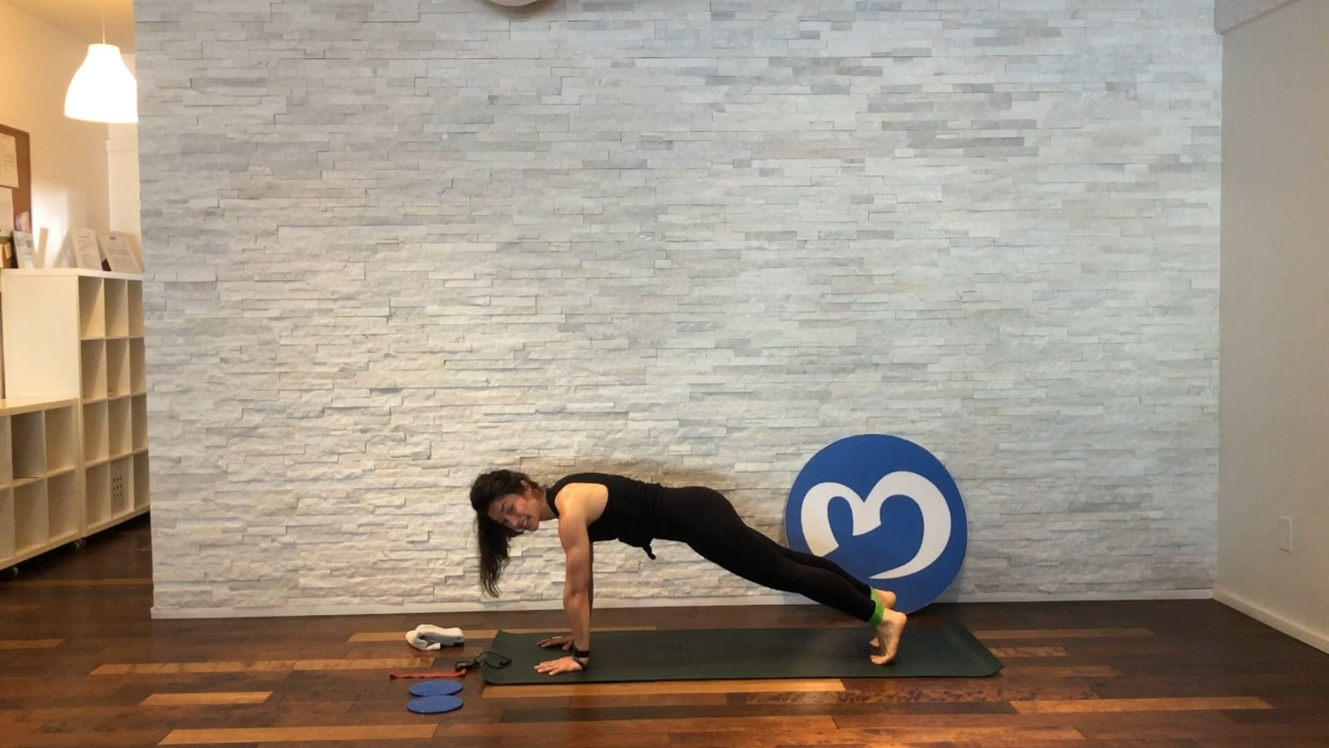 Wednesday 4/15 | 10-Minute Core Express Add-on | Tampa's Alexandra Markopoulos