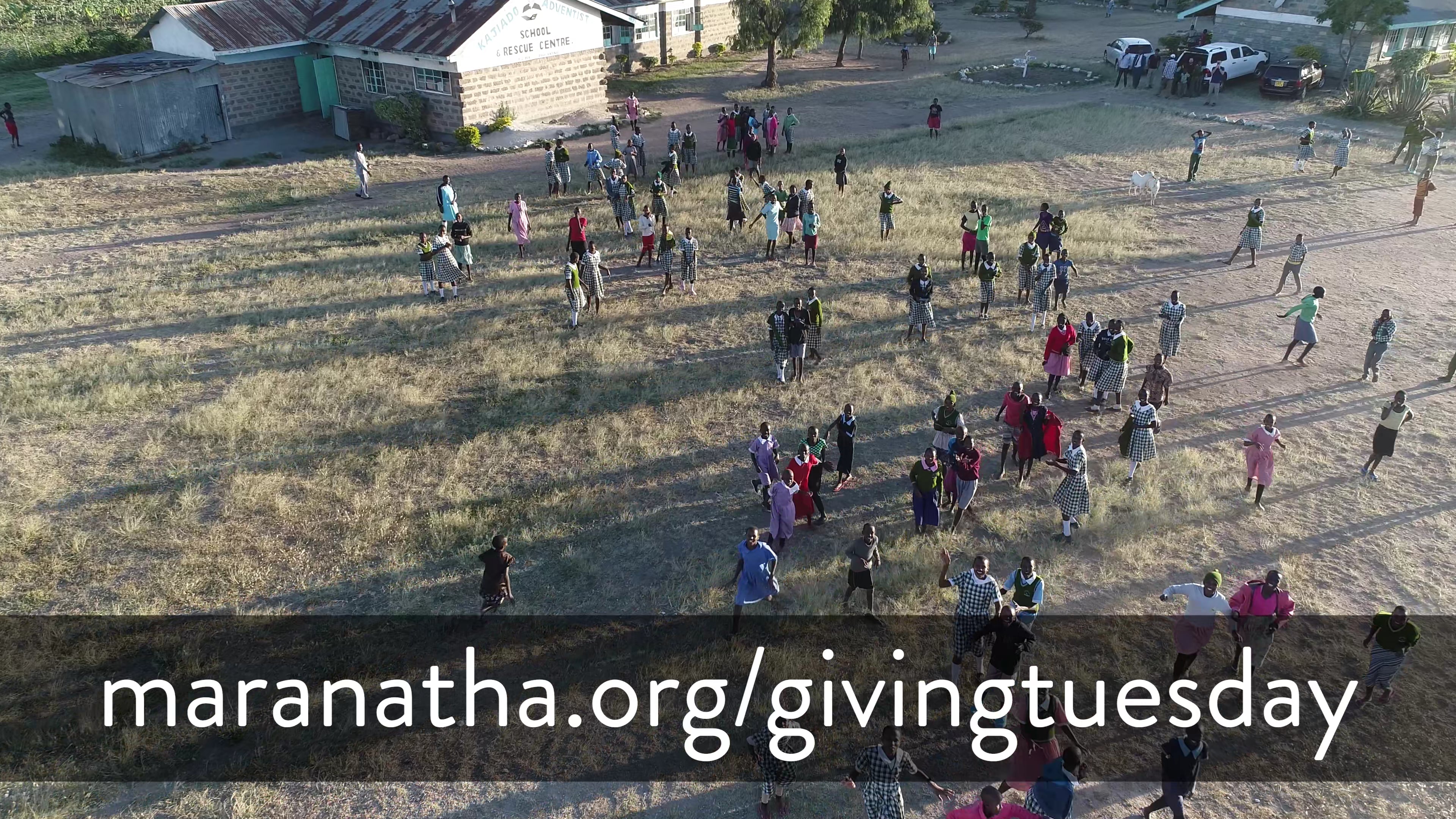 #GivingTuesday: O Ensino Médio já é difícil o suficiente