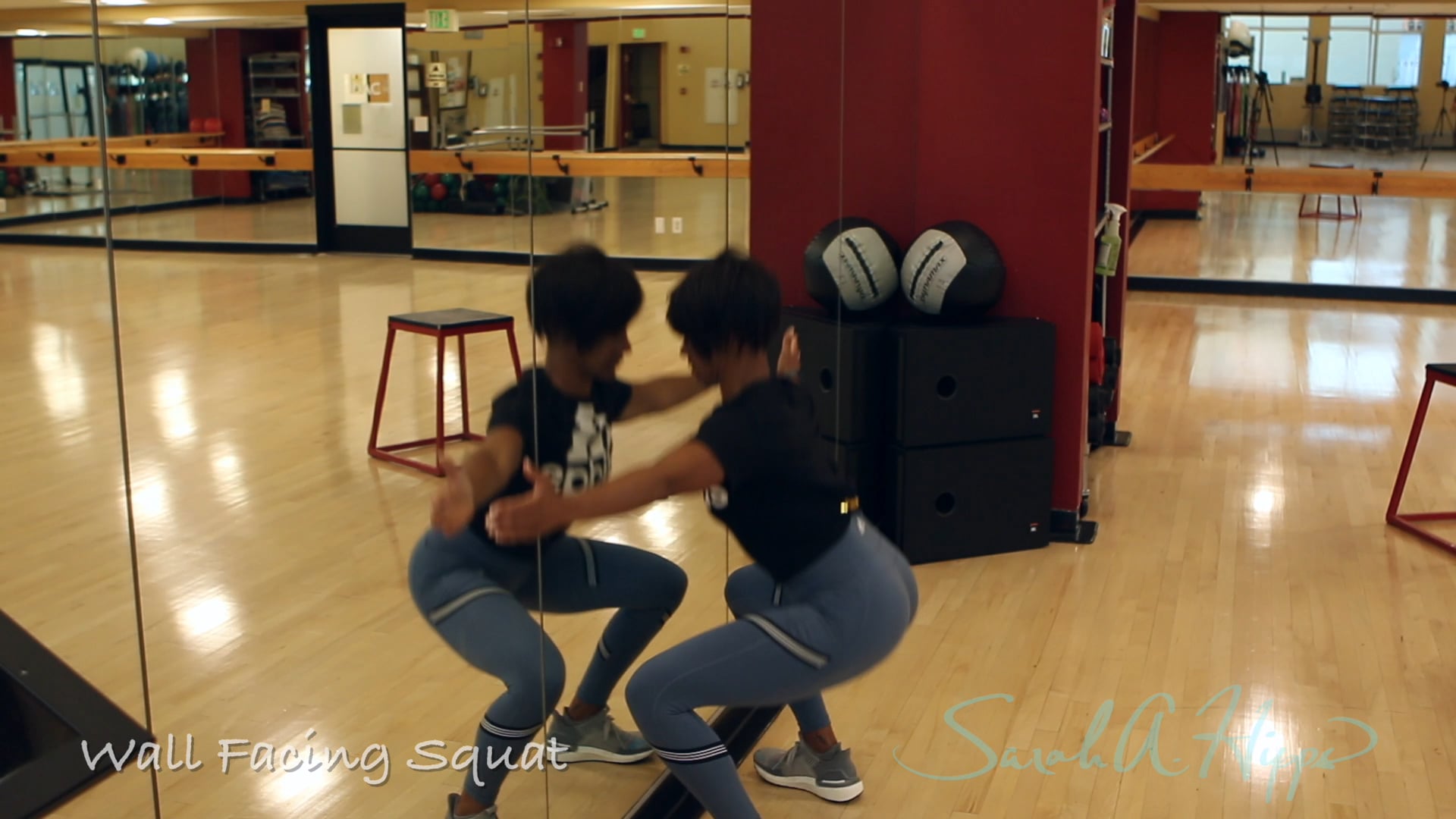 Wall Facing Squat