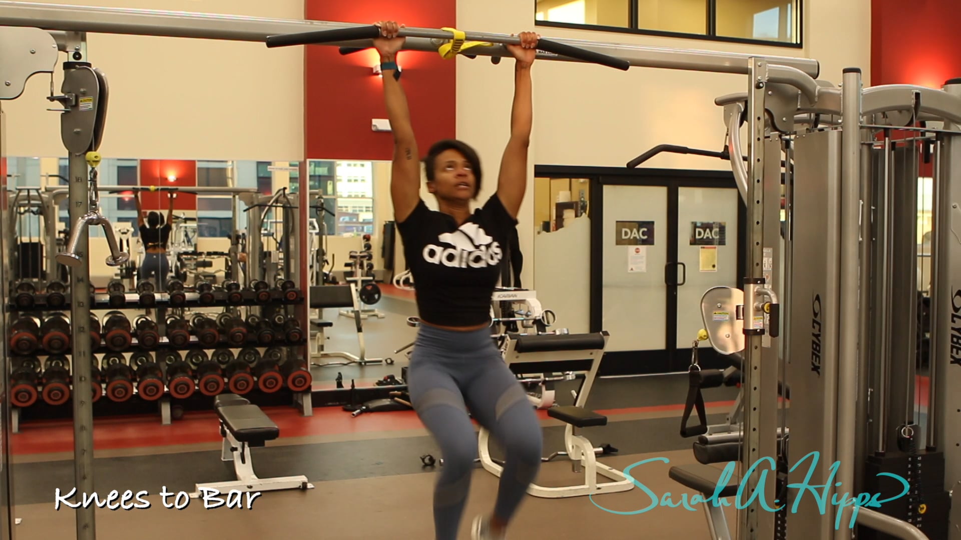 Knees to Bar