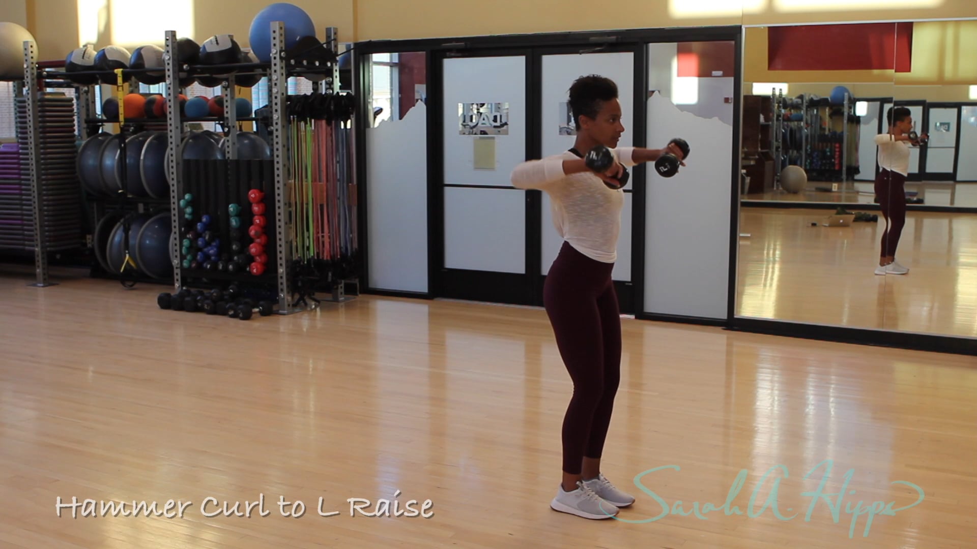 Hammer Curl to L Raise