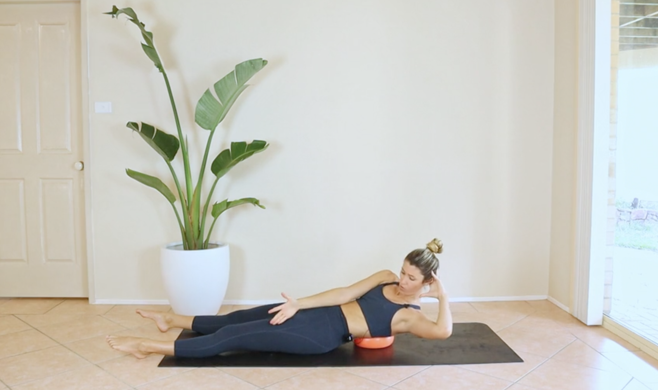 16 Minutes of Full Body Burn with the Ball 