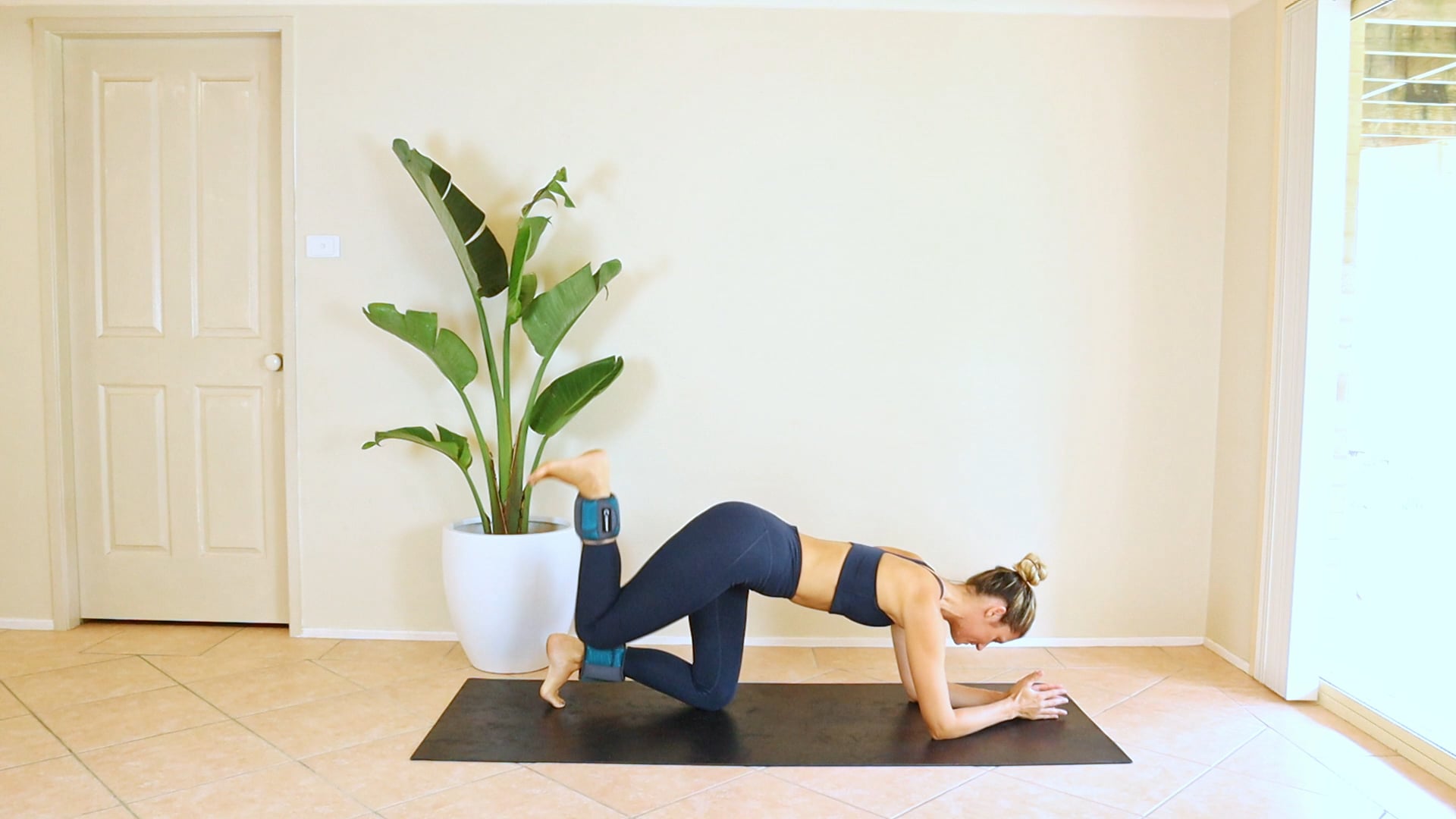 14 Minute Peach Lift with Ankle Weights