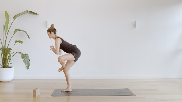 27 Minute Flow Working Through the Hips and Challenging Balance 