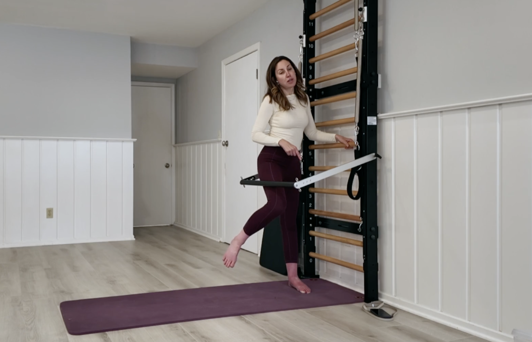 Mariska Ladder 28 - Sidebending Etc.