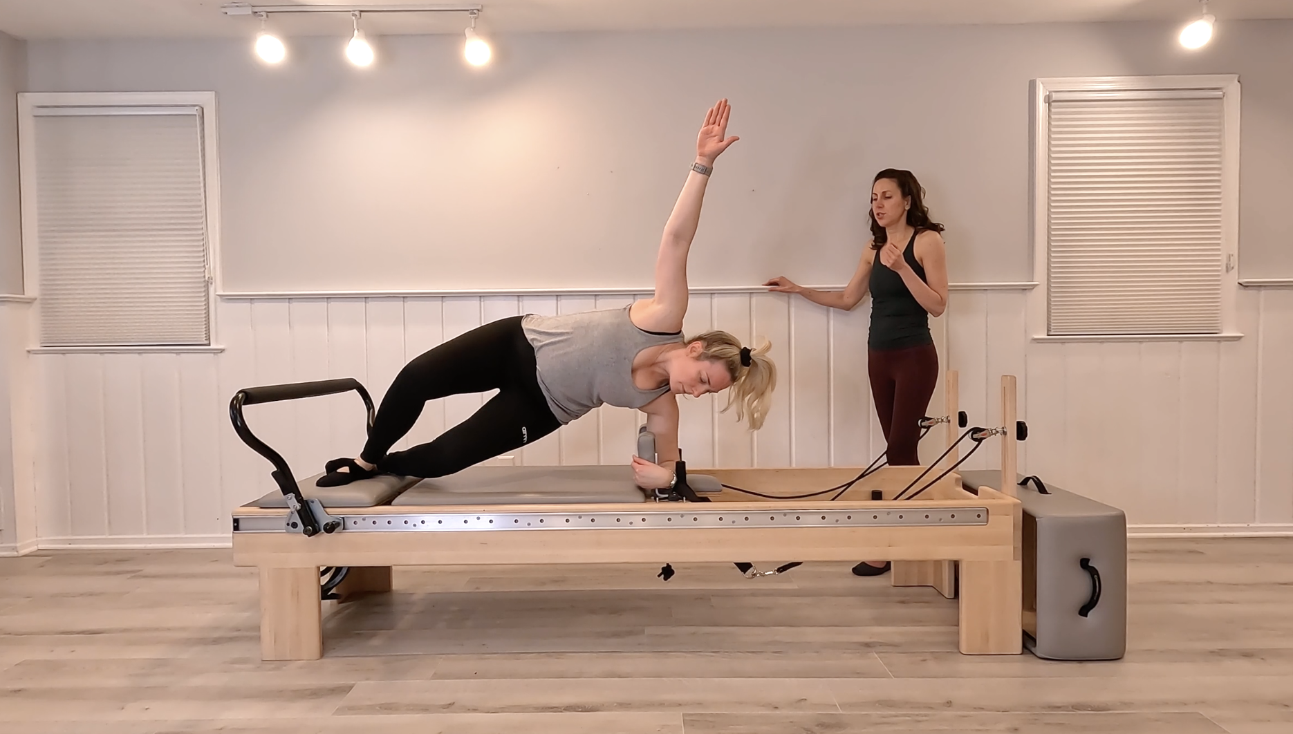 Reformer 74 - Quads, Arms & Obliques