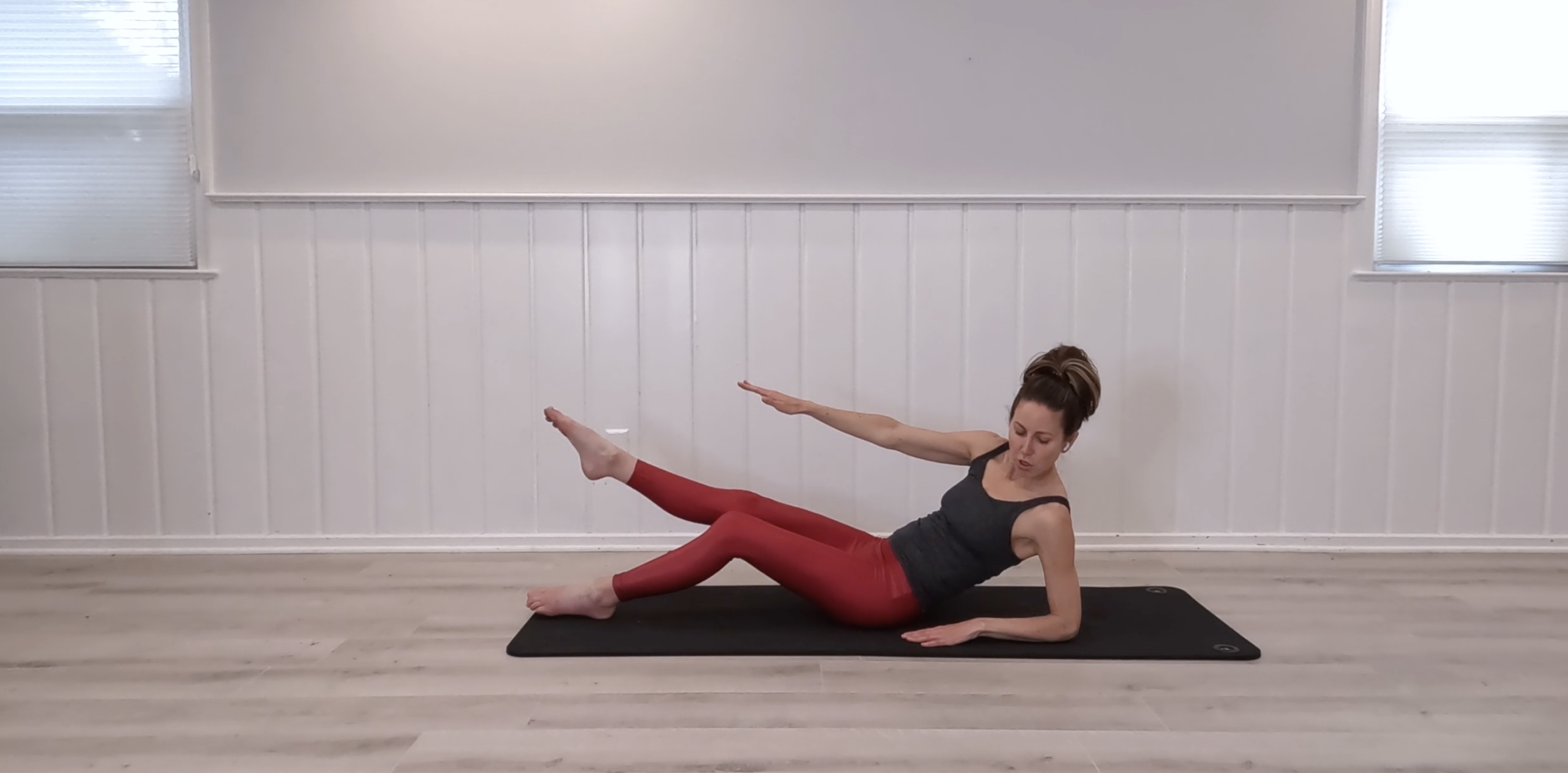 Mat 52 - Glutes, Obliques, Quads