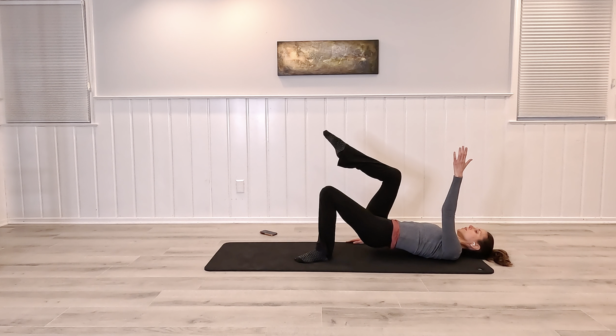 30 Min Mat 20 - Lower Body and Abs