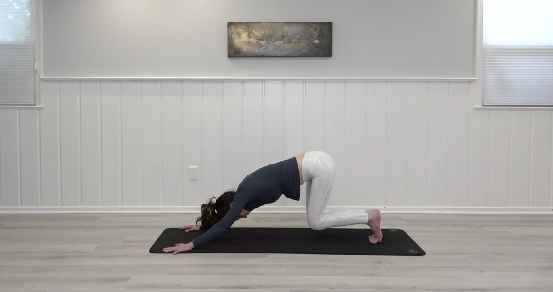 Mat 25 - Shoulders, Thighs, Upper Abs