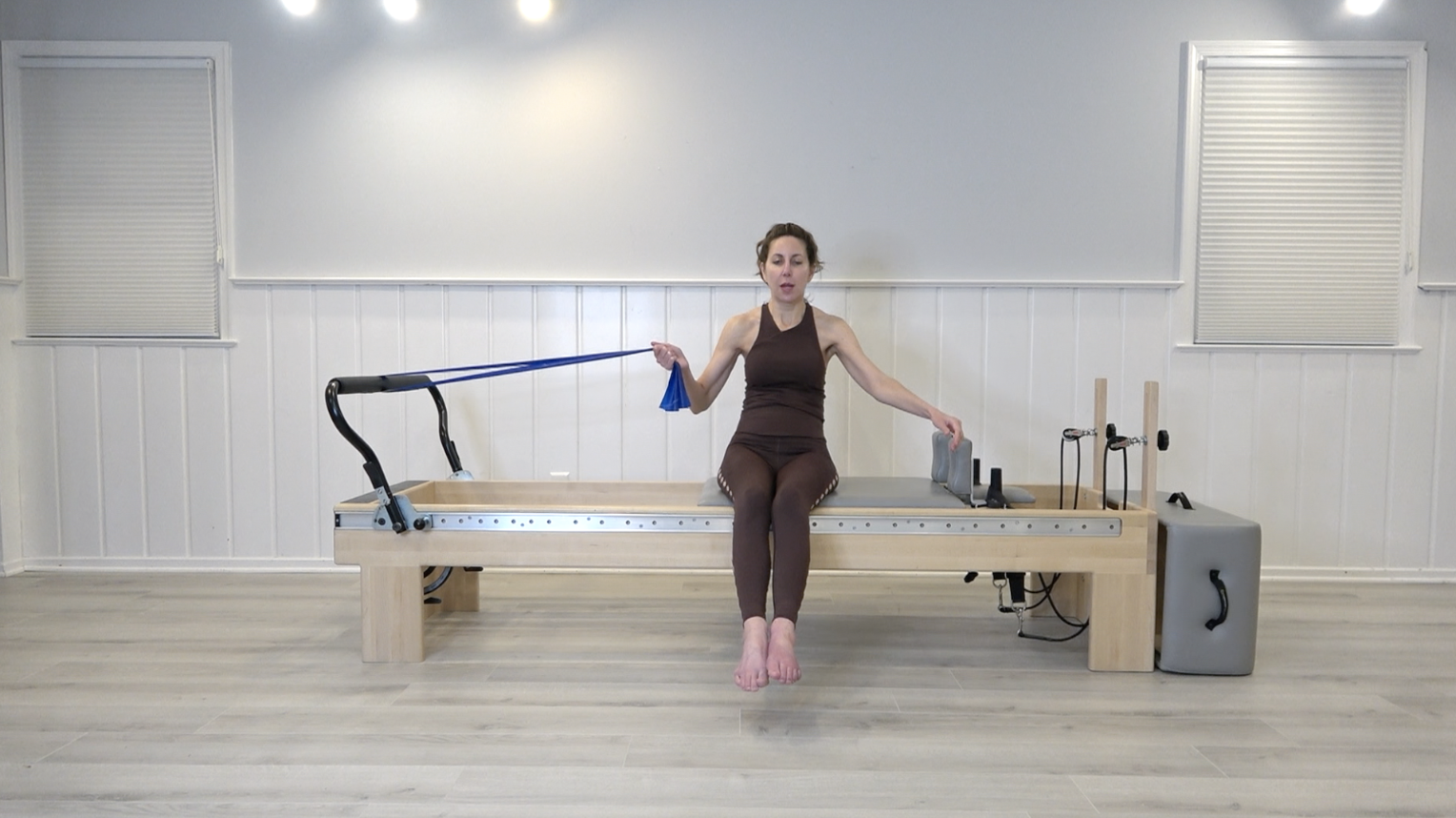 Reformer 87 - Theraband and Mostly No Springs