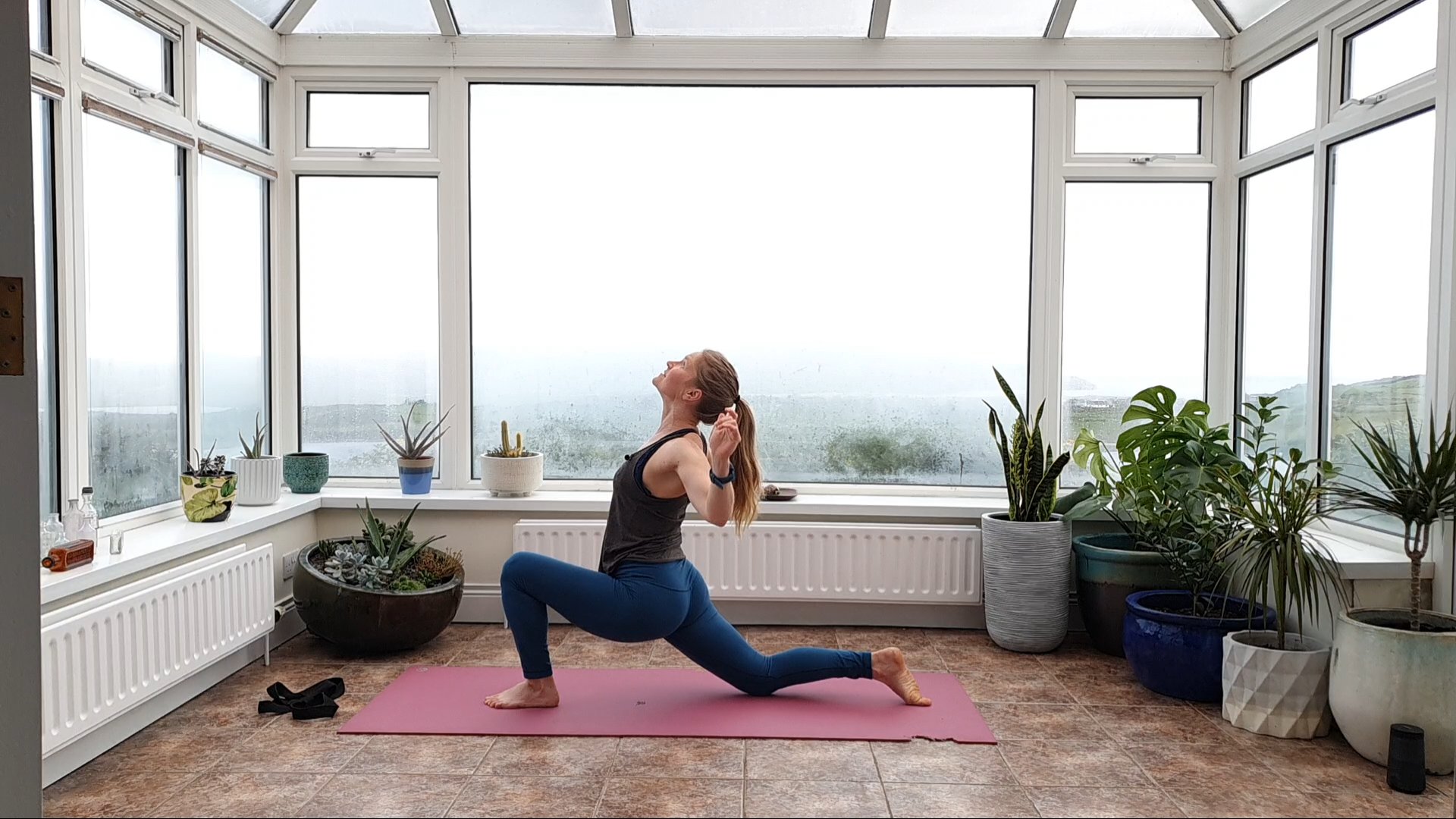 Flow Yoga - Strong 30 Min Flow