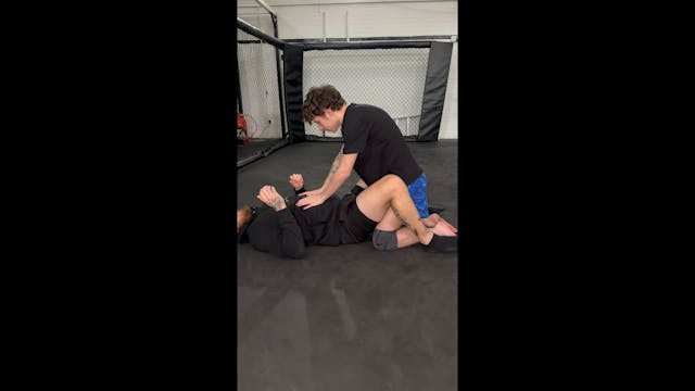 Beginner MMA - Triangle Choke