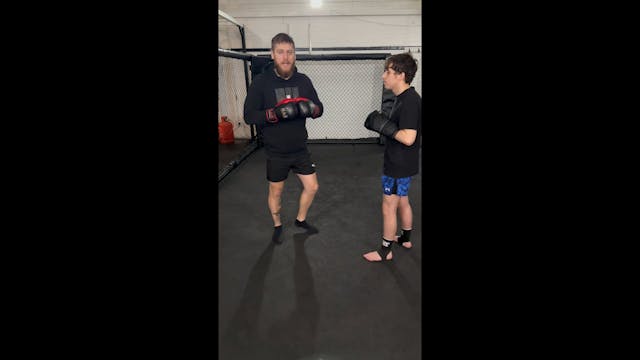 Beginner Kickboxing - Straight Punch ...