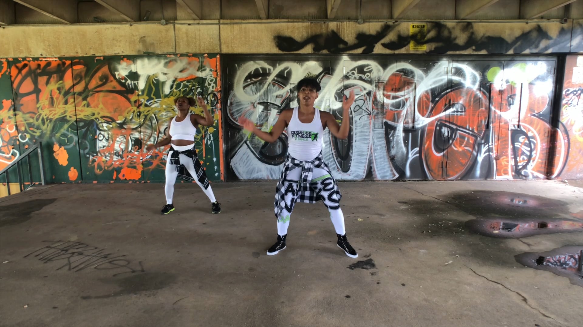 30 MIN CARDIO DIVA FUNK WITH MASTAHTEE & WHOOP “THE MODIFIER”