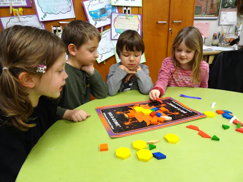 HEX-A-GONE!™ (Grades K-1)