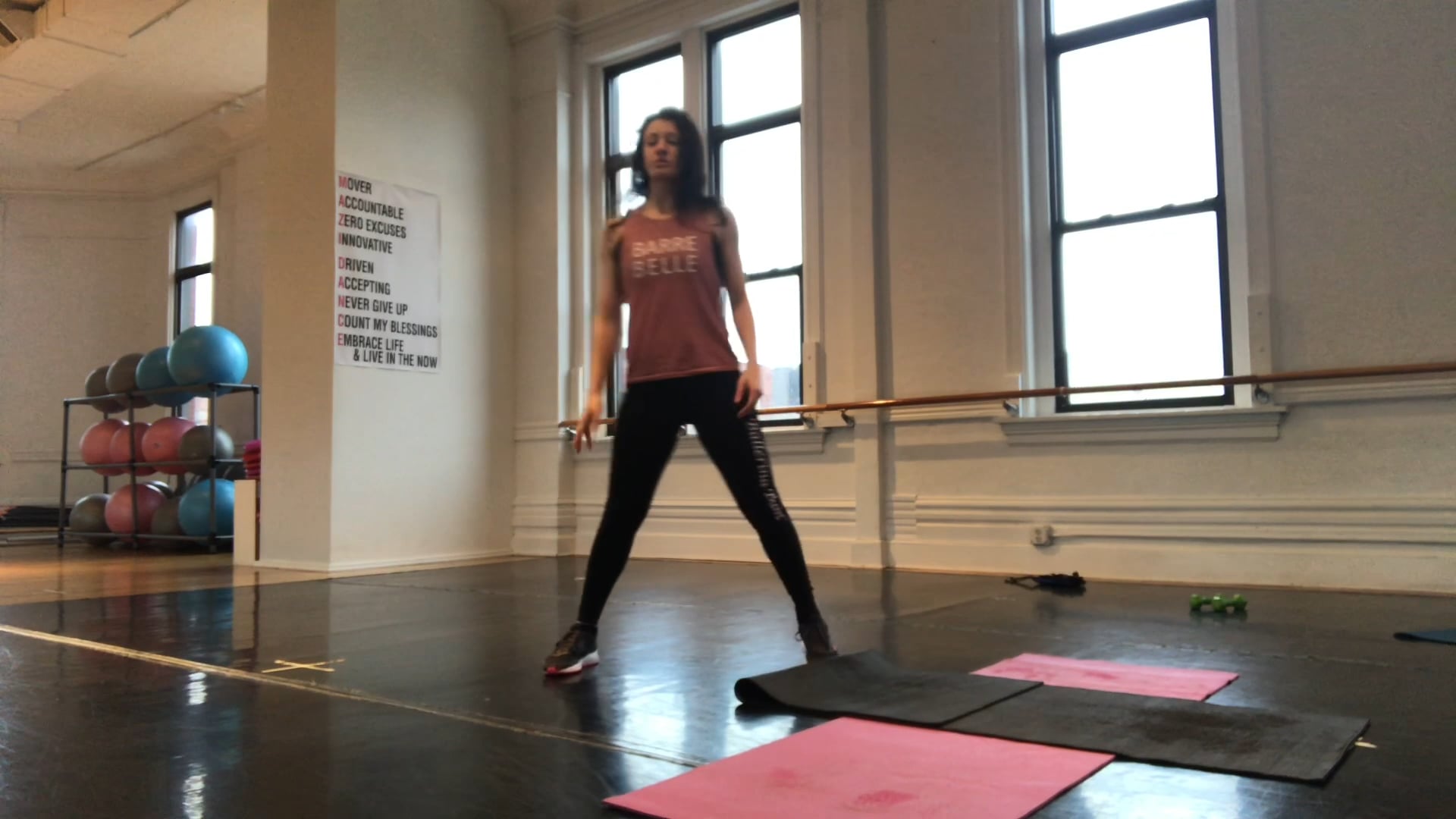 Mazi Arms no weights 1:1