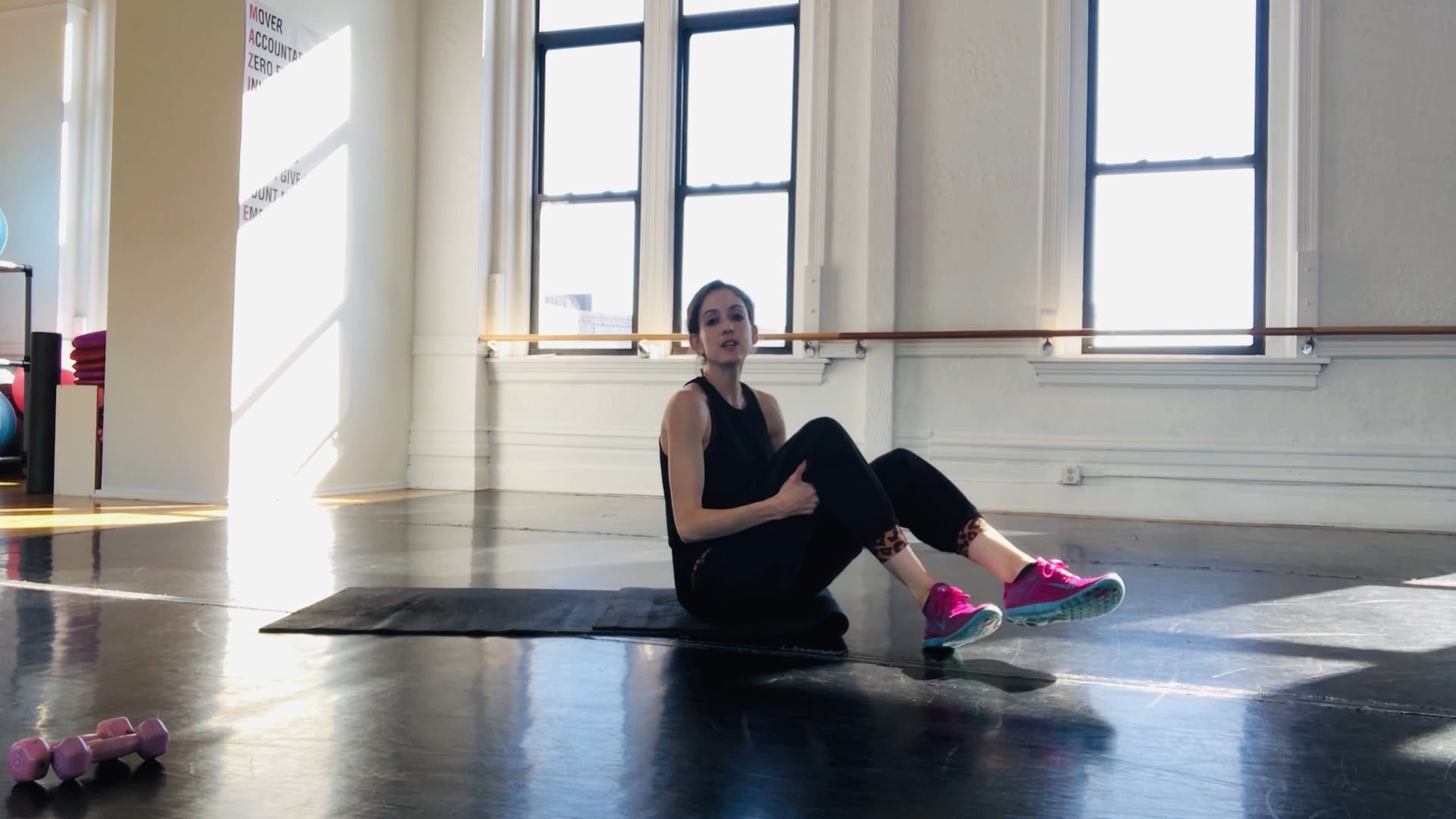 Stretchy Abs (10 min)