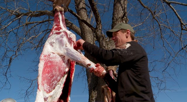S6-E06: Cooking Special: Butchering a Whole Deer